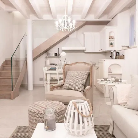 The Appartement *
